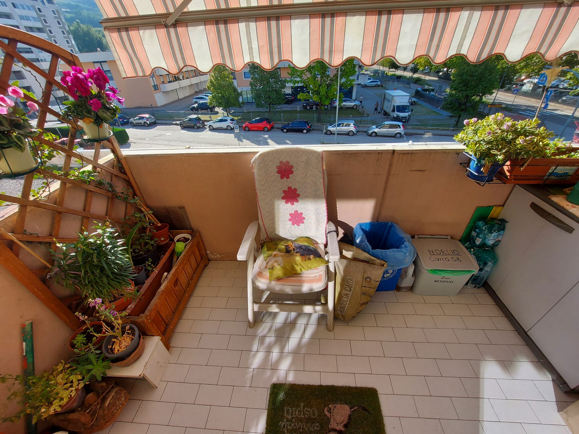 APPARTAMENTO IN VIA GUARDINI CON CUCINA E SOGGIORNO SEPARATI 