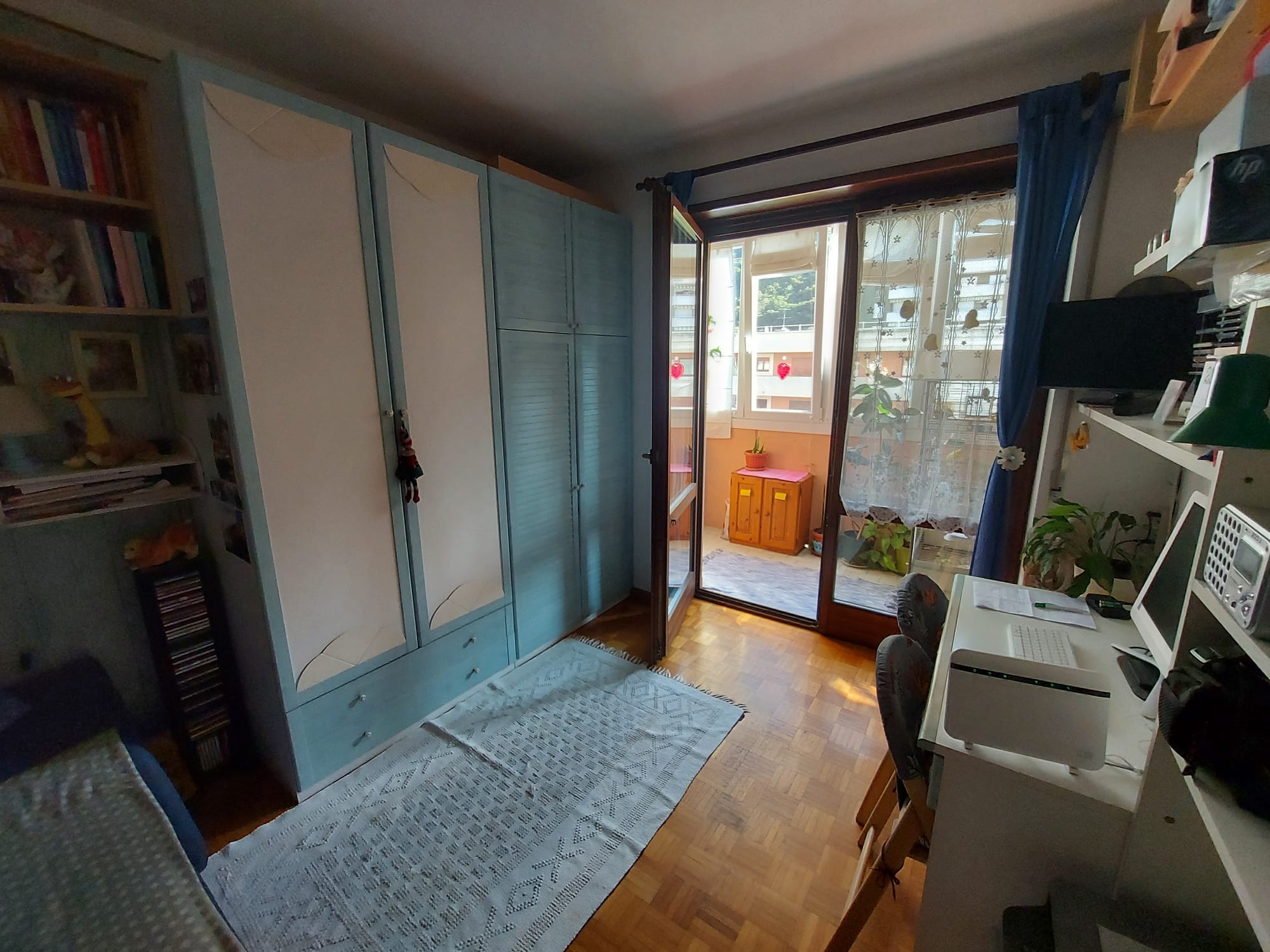 APPARTAMENTO IN VIA GUARDINI CON CUCINA E SOGGIORNO SEPARATI 