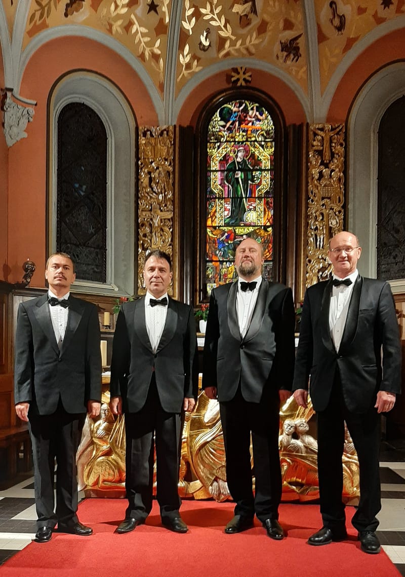 Konzert mit VIVAT - Vokalensemble St. Petersburger Solisten