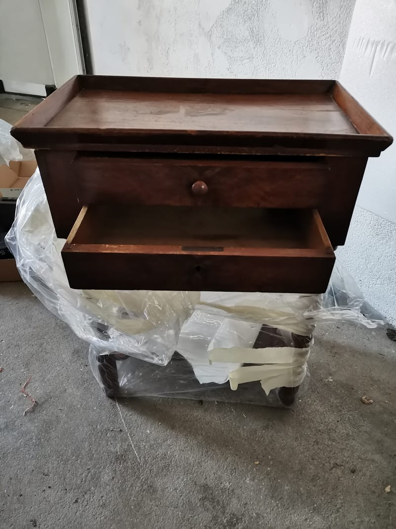 Restauration d'une table de chevet