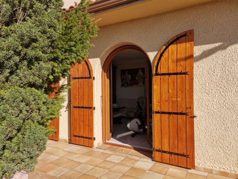 Restauration et changement de teinte de volets