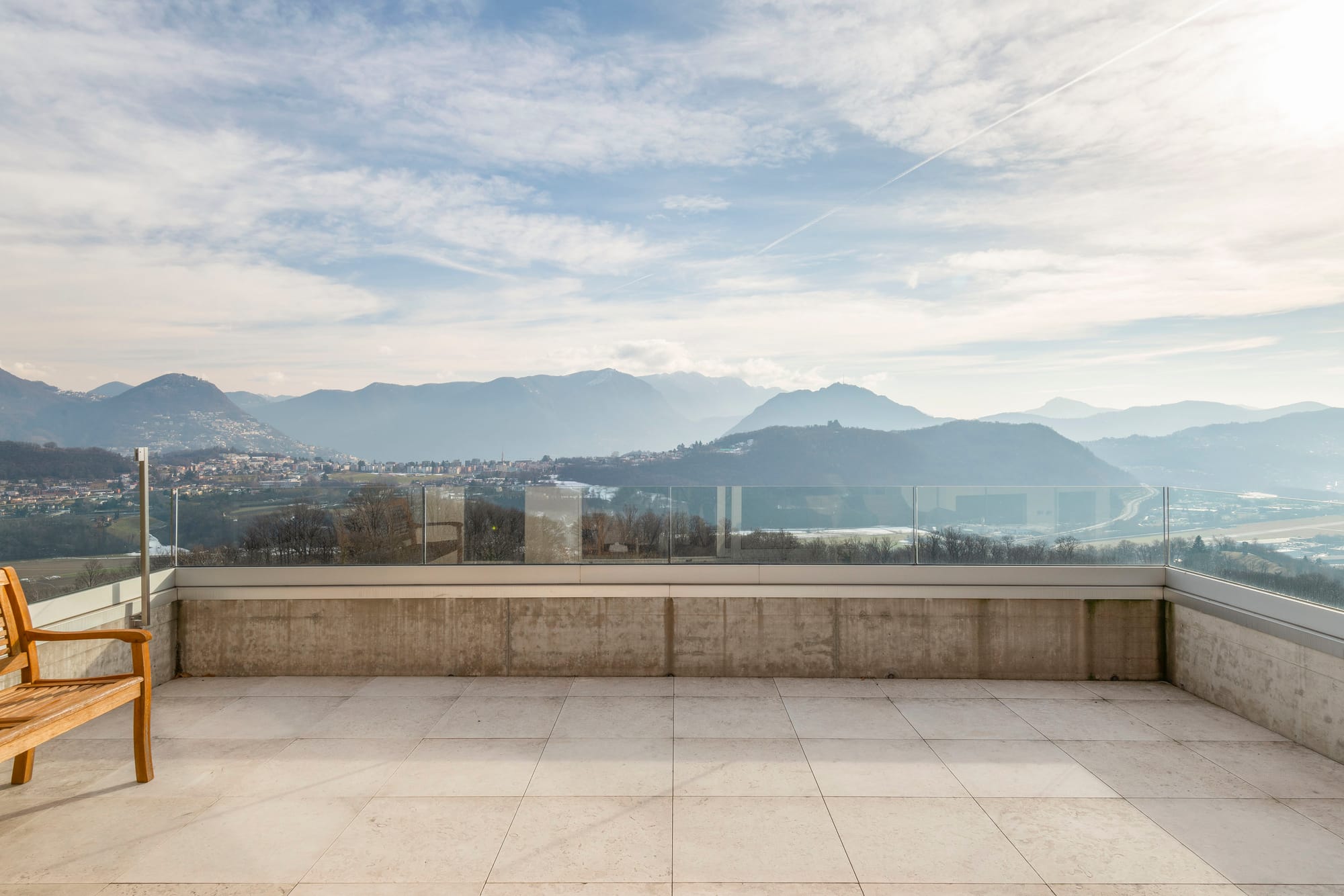 Exquisite Villa with Breathtaking Views and Luxury Finishes