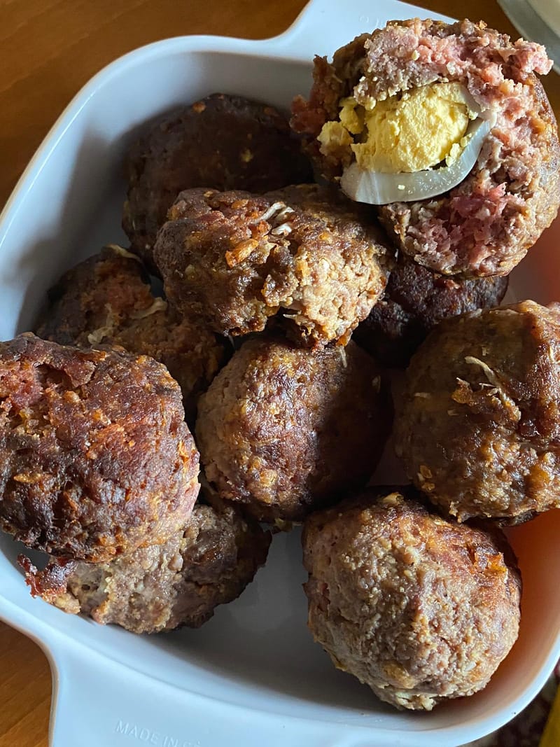 קציצות עם ביצים