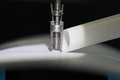 Watch how the suction is effitient in taking the debris