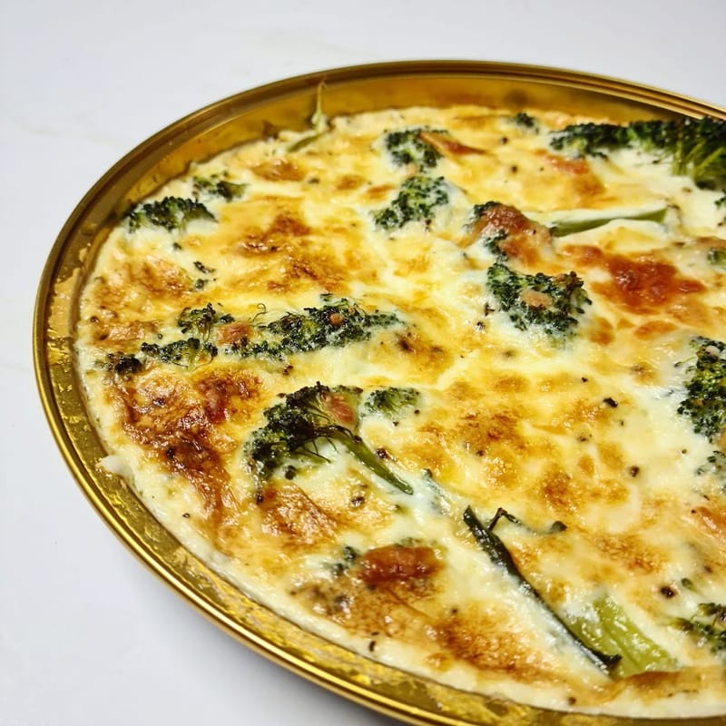 פשטידת ברוקולי וגבינות ללא גלוטן/ בלה אהרונוביץ