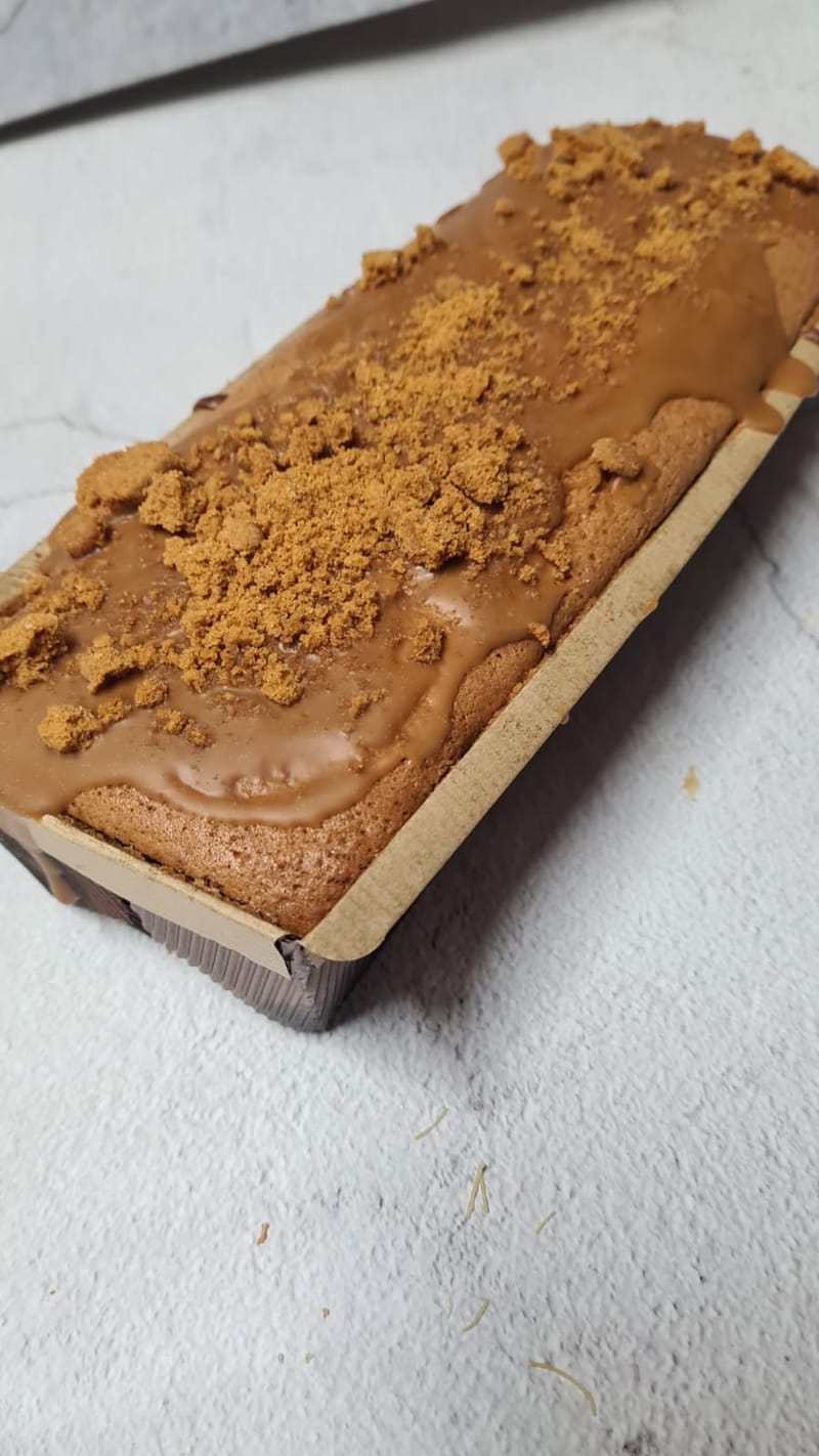 עוגת  וניל לוטוס בחושה/ בלה אהרונוביץ