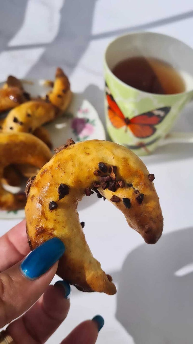 עוגית שמרים פריכות ללא תפיחה/ בלה אהרונוביץ