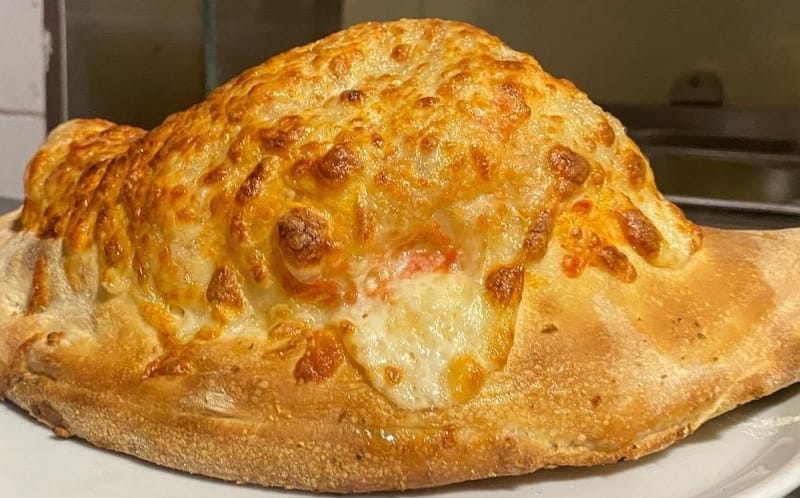 PIZZA CALZONE