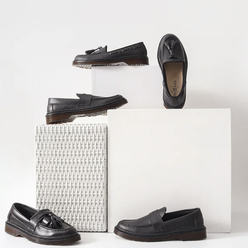 LEDERWEREN Footwear