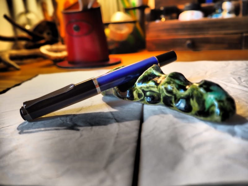 Pelikan M205 Blue Marbled