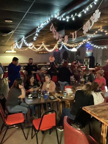 Friday Night Karaoke, Look at all the Lovely Ladies in the House!