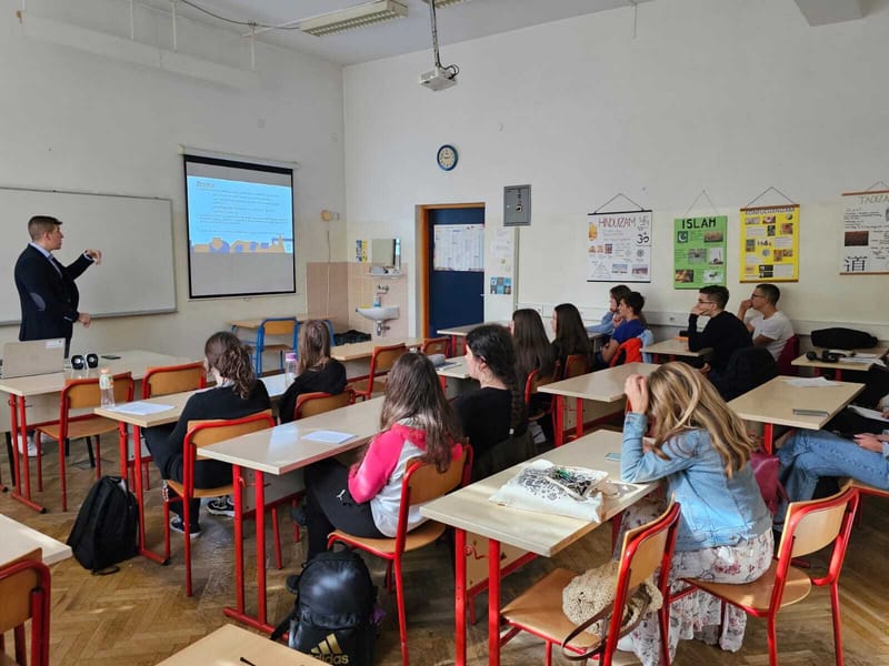 Predavanje "Politička i financijska pismenost"