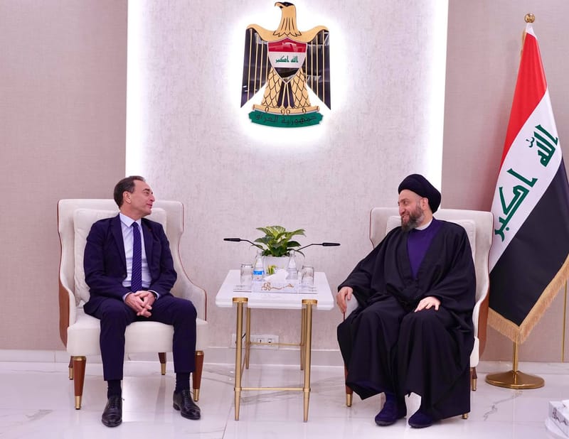 الحكيم يلتقي السفير الفرنسي إيريك شوفالييه بمناسبة انتهاء مهامه في العراق كرئيس لبعثة بلاده