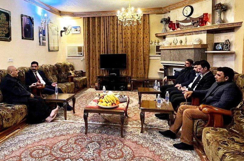 مسؤول تنظيمات الجنوب يزورأحد القيادات التيارية في المحافظة.