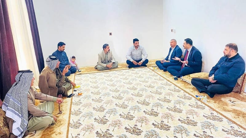 مسؤول تنظيمات الجنوب السيد قصي الموسوي يزور مضيف الشيخ كريم القريشي في قضاء النعمانية.