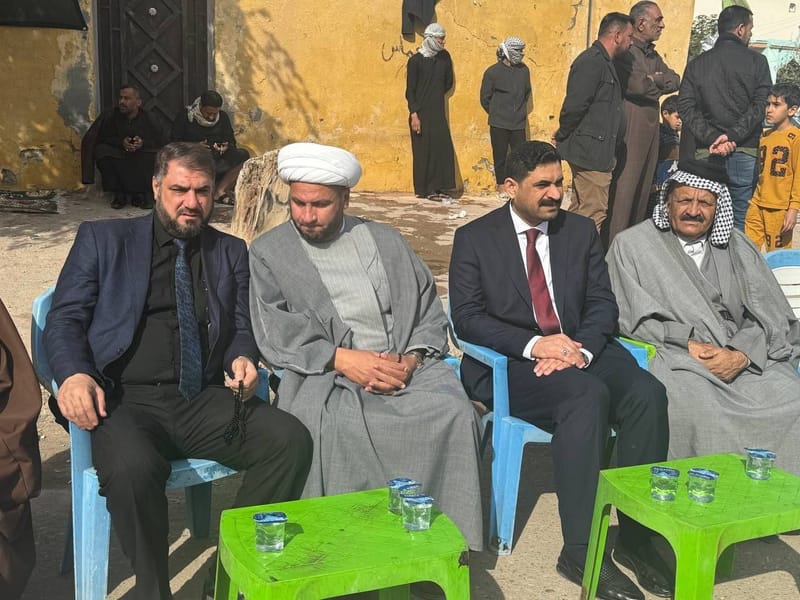 مسؤول تنظيمات الجنوب بمعية جمع من قادة الجنوب ،يحضر مجلس فاتحة الشيخ محمد شخيتر الذهيباوي