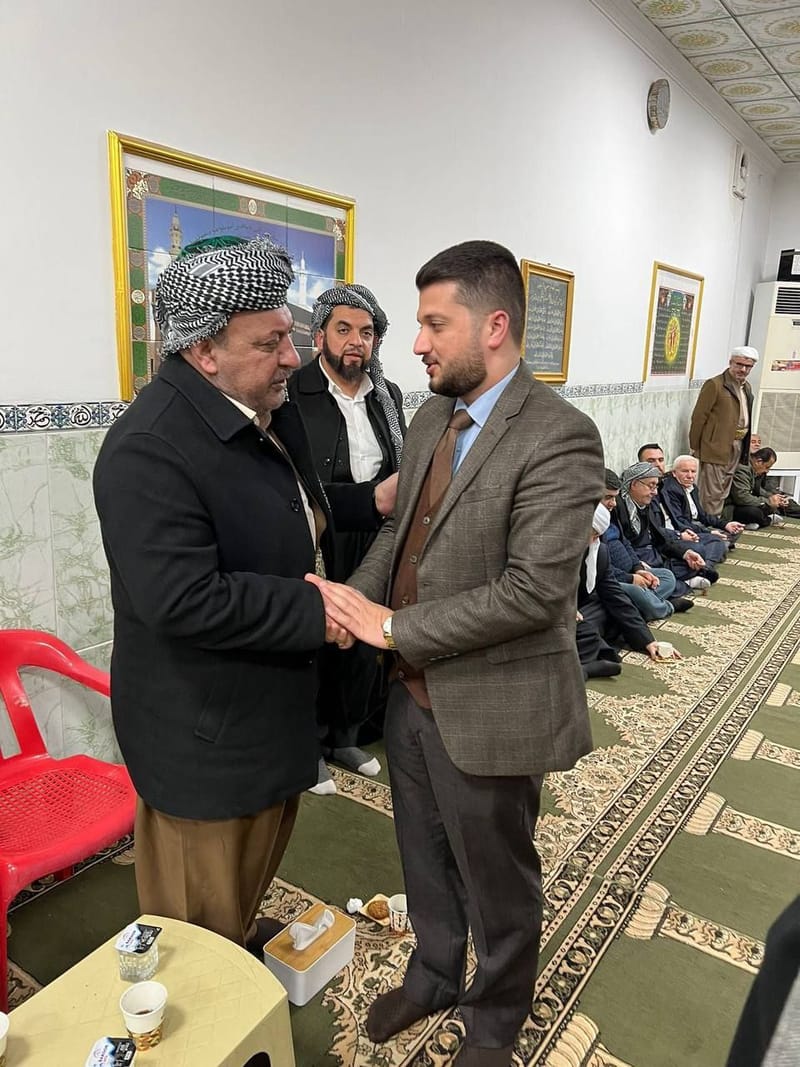 مسؤول مكتب اقليم كردستان يزورالشيخ عبد الكريم كاك ملا مشاري البرزنجي زعيم التكية العليا القادرية الباقلانية