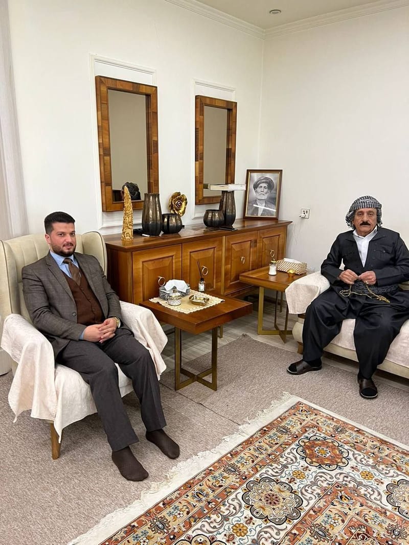 مسؤول مكتب اقليم كردستان الاستاذ صباح الصالحي يلتقي الشيخ عبد المطلب شيخ عشيرة برده زرد