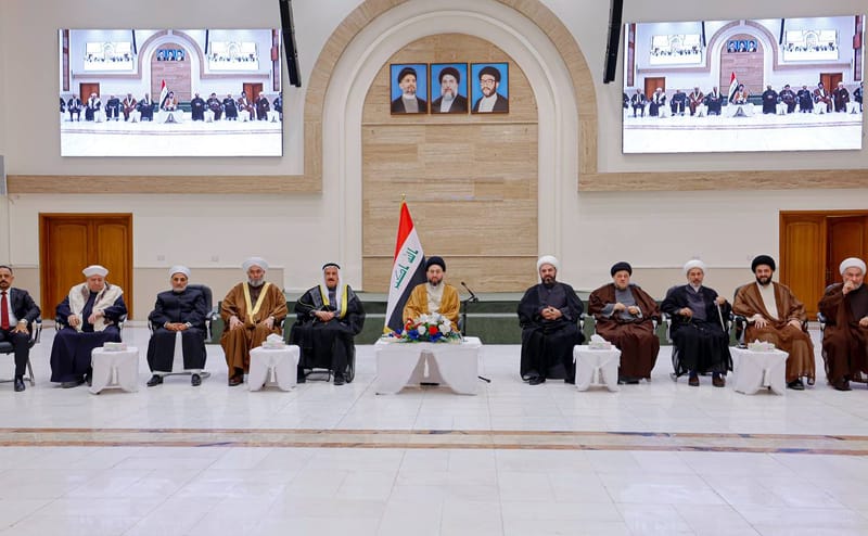 السيد الحكيم يلتقي عددا من طلبة العلم من المشايخ والسادات بحضور رئيس ديوان الوقف السني