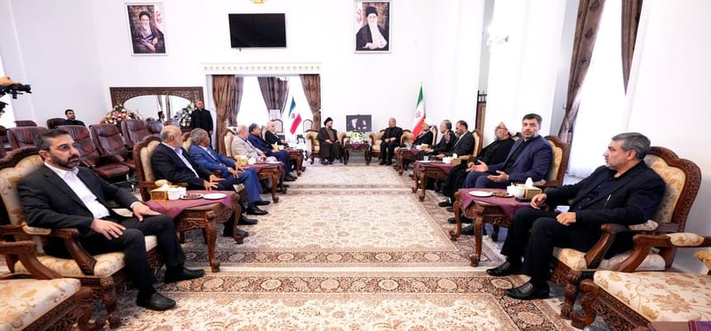 زيارة سماحة السيد عمار الحكيم  لسفارة الجمهورية الإسلامية الإيرانية في بغداد