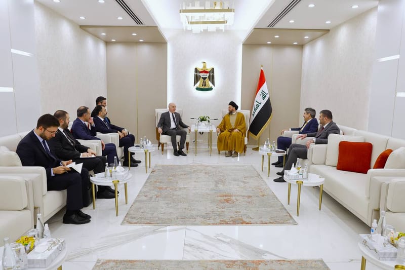 استقبل سماحة السيد عمار الحكيم صباح اليوم السفير التركي في بغداد سعادة علي رضا كوناي