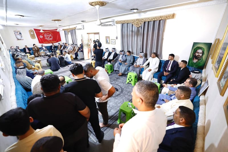 التقى سماحة السيد عمار الحكيم مضيف عشيرة العگابات