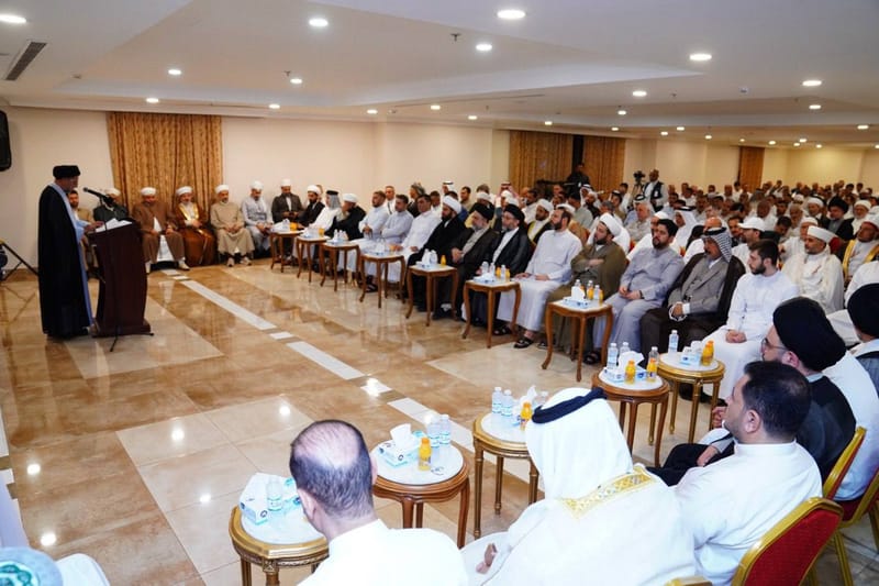 إن مـن لـطائـف الـحج وكـمالـه ھـو اجـتماع المسـلمین عـلى اخـتلاف أعـراقـھم ومـذاھـبھم فـي مـكان واحـد.. وزمان واحد.. ومشاعر واحدة.. تجمعھم كلمة التوحید والعبودیة والإخلاص لوجه ﷲ تعالى..