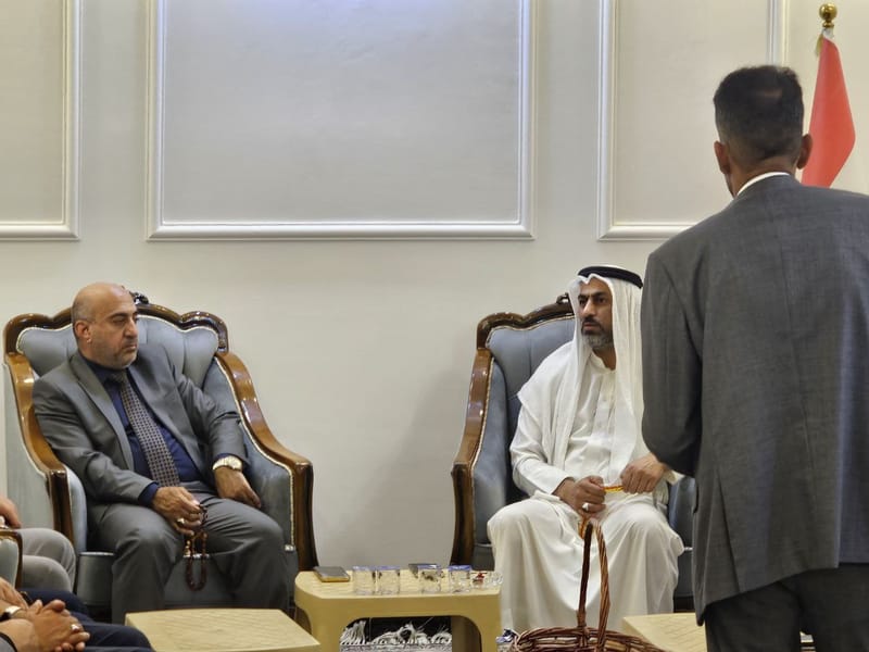 القيادي في تيار حكمة الوطني الأستاذ حسن فدعم يستقبل المهنئين من أبناء محافظة بابل في ثاني أيام عيد الأضحى المبارك بمكتبه الخاص.