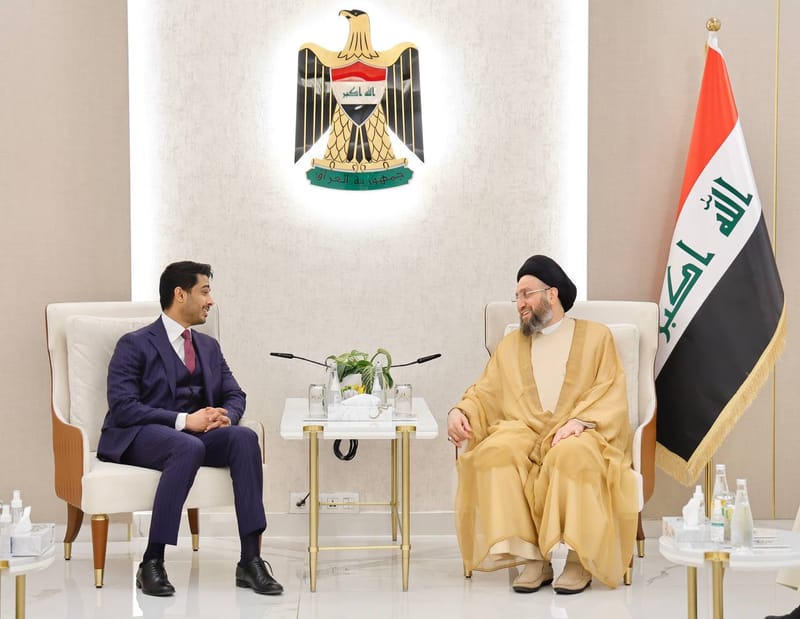 التقى سماحة السيد عمار الحكيم  وفدا إعلاميا من دولة الكويت الشقيقة يتقدمهم الأستاذ عدنان الراشد رئيس جمعية الصحفيين الكويتية والأستاذ يوسف المرزوگ رئيس تحرير صحيفة الأنباء الكويتية بحضور القائم بأعمال السفارة الكويتية في بغداد المستشار فهد الفضلي