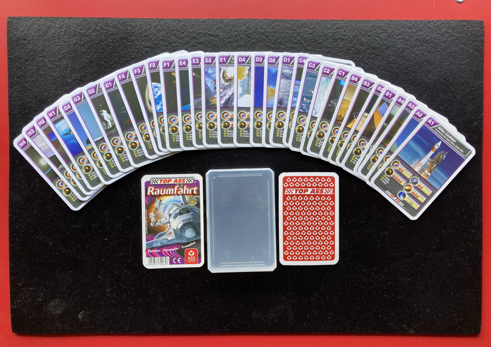 TOP ASS | Viaje Espacial