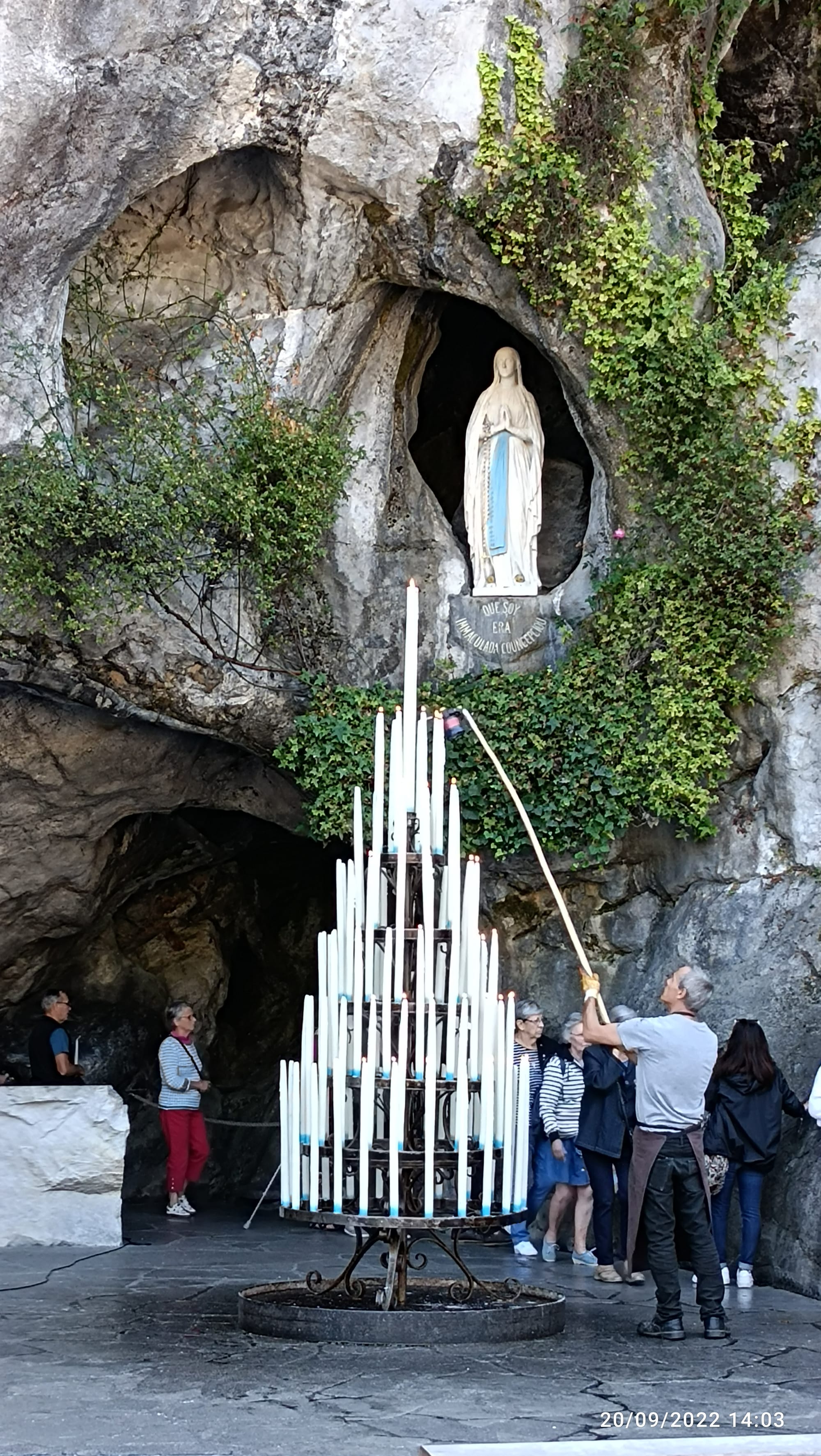 LOURDES
