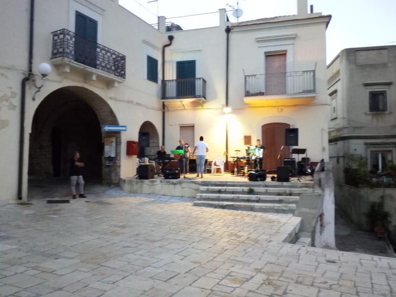 LA SPOSA