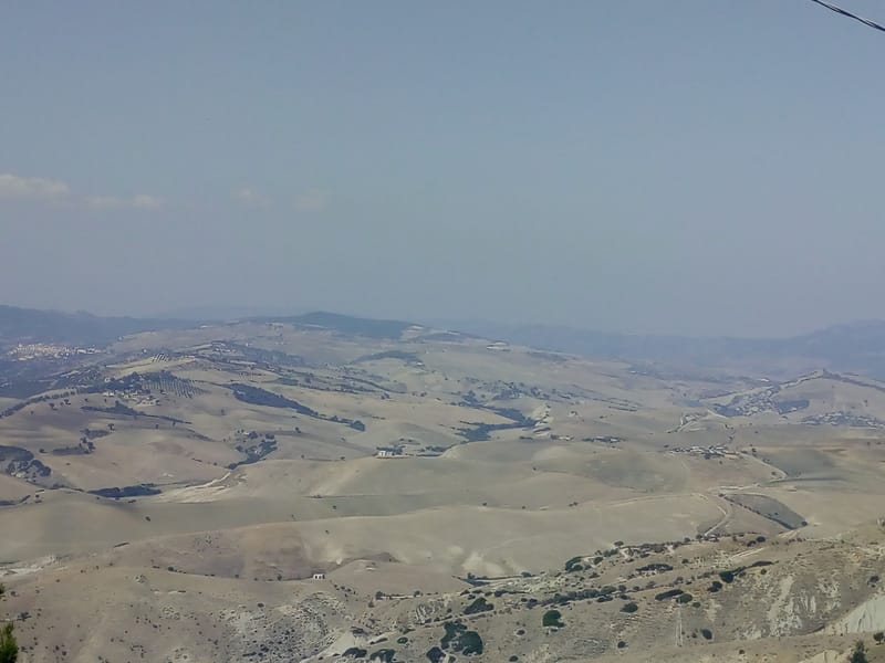 I RILIEVI COLLINARI DELL’AVANFOSSA BRADANICA E DEL BACINO DI SANT’ARCANGELO