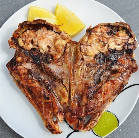 Involtini, testa  e carne di agnello arrostiti (i Marrcidd, a capuzzulecch e a carn o furnidd)