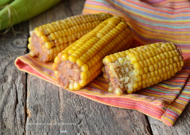 Pannocchie di mais bollite (i pupudegn)