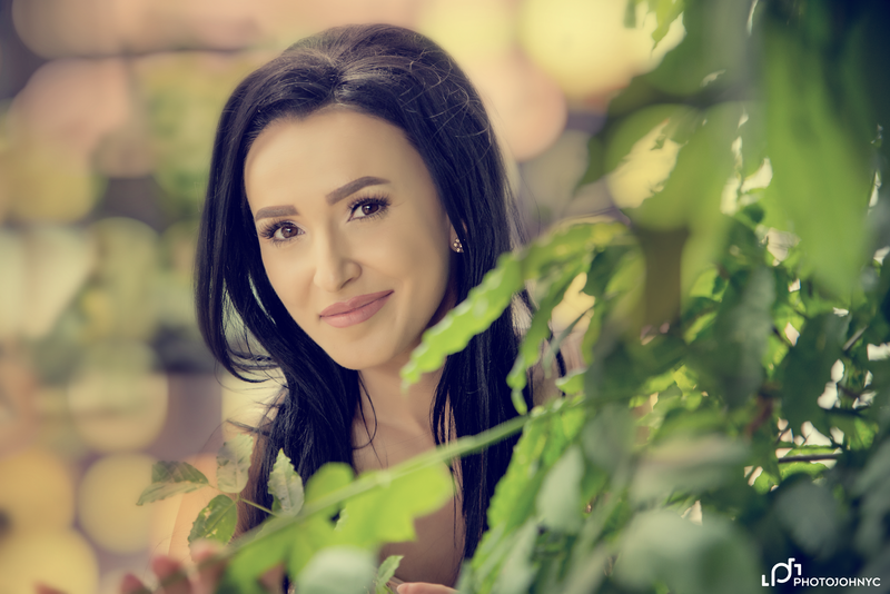 Cântăreață de muzică populară