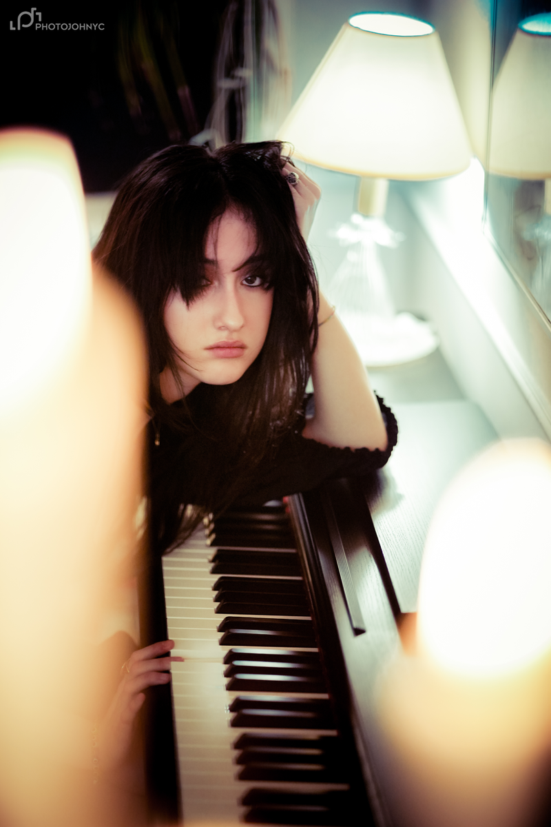 Portofoliu Amina Enzo - Actriță