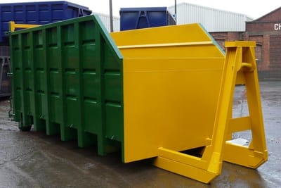 Advantages of Hiring a Waste Removal Company