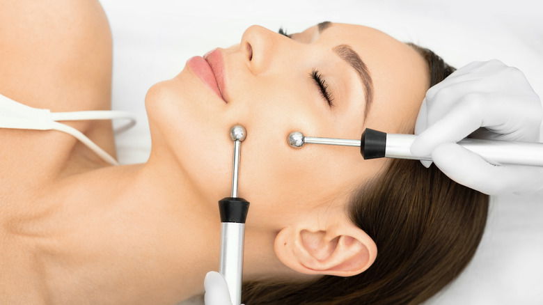 Bio Lift Tightening Facial