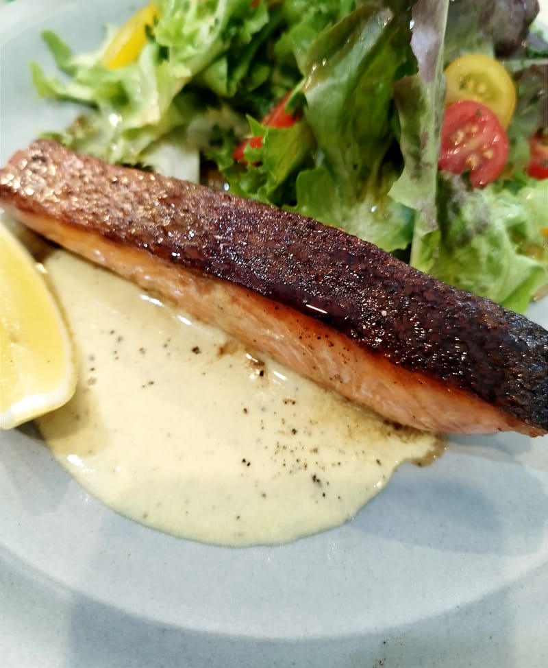 Salmon salad
