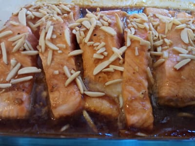 סלמון בתנור ברוטב סילאן וסויה