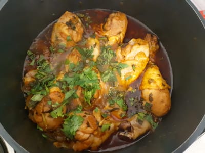 עוף עם פטרוזיליה ונענע