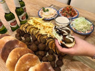 פלאפל נעמה קדוש