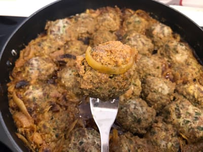 קציצות עם בצל ופטרוזיליה