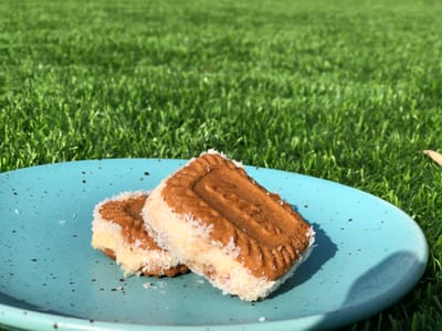 קינוח לוטוס פרווה