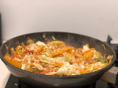 מוקפץ ירקות