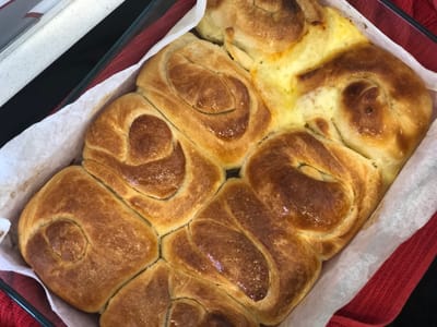 קובניות עם חמאה וגבינות