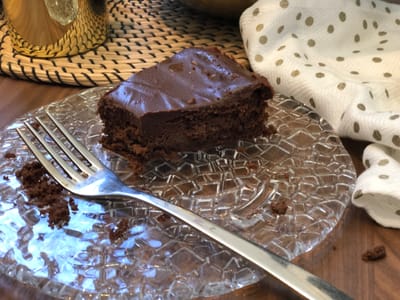 עוגת שוקולד מוסית