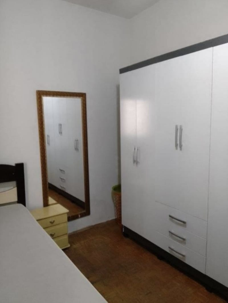 Oferecemos serviços de limpeza diário e lavagem de roupas semanal