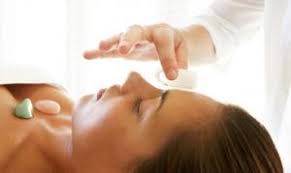 atelier découverte de la lithothérapie pour les résidents